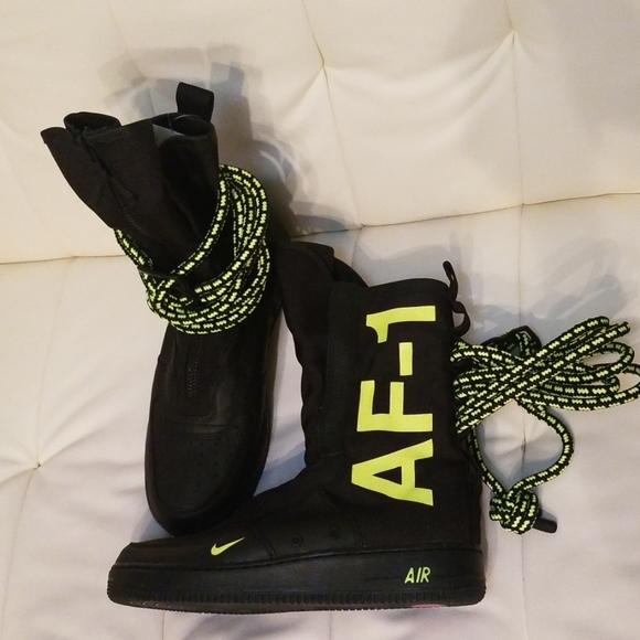 Nike Other - NIKE SF Air Force 1 sz 11